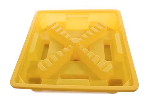 Qubb - Leak tray with grate - 4 barrels - 249l - 1460x1460x305mm - nestable  Qubb - Leak tray with grate - 4 barrels - 249l - 1460x1460x305mm - nestable