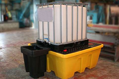 Qubb - Spillpallet for 1 IBC - 1260 l - with grid - nestable  Qubb - Spillpallet for 1 IBC - 1260 l - with grid - nestable
